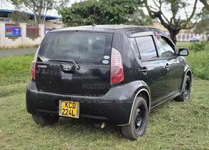 Toyota Passo 2010 Black