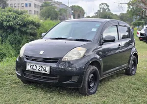 Toyota Passo 2010 Black