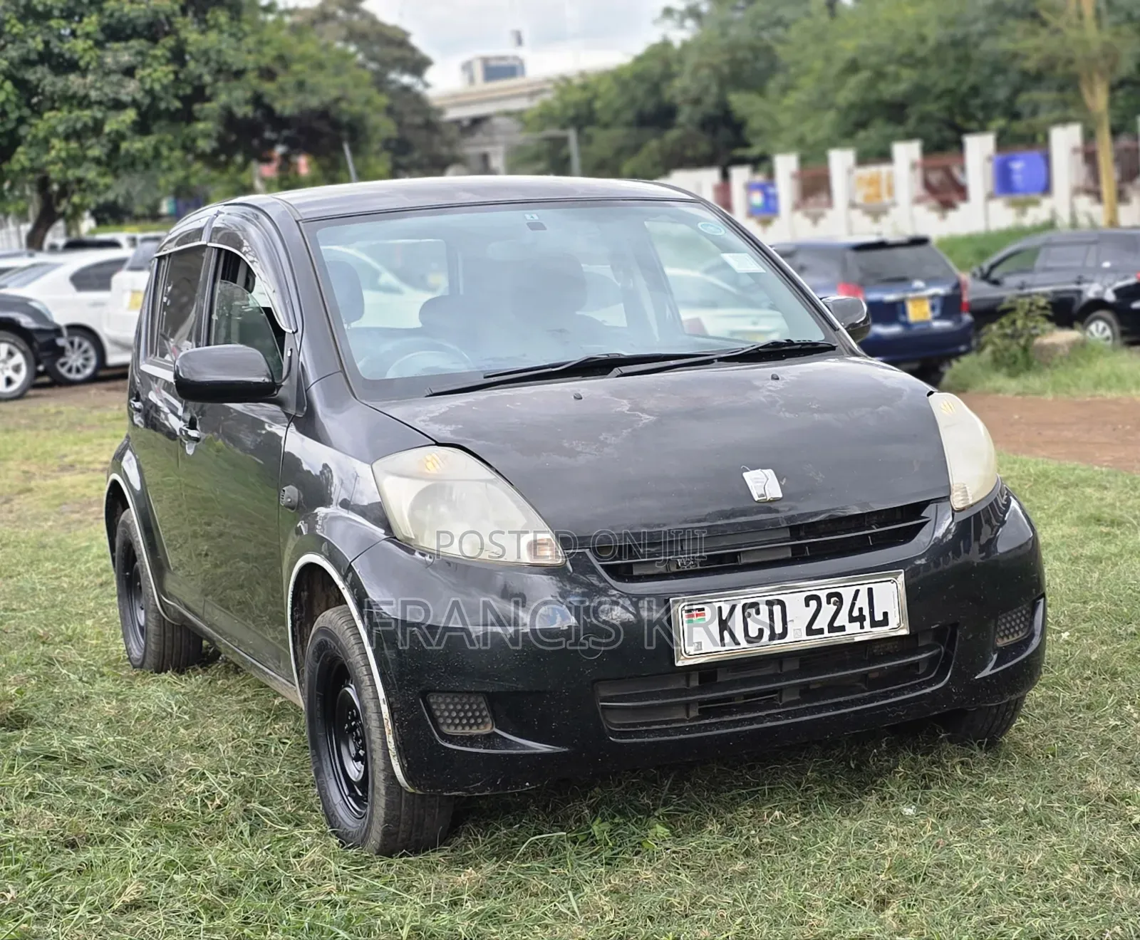 Toyota Passo 2010 Black