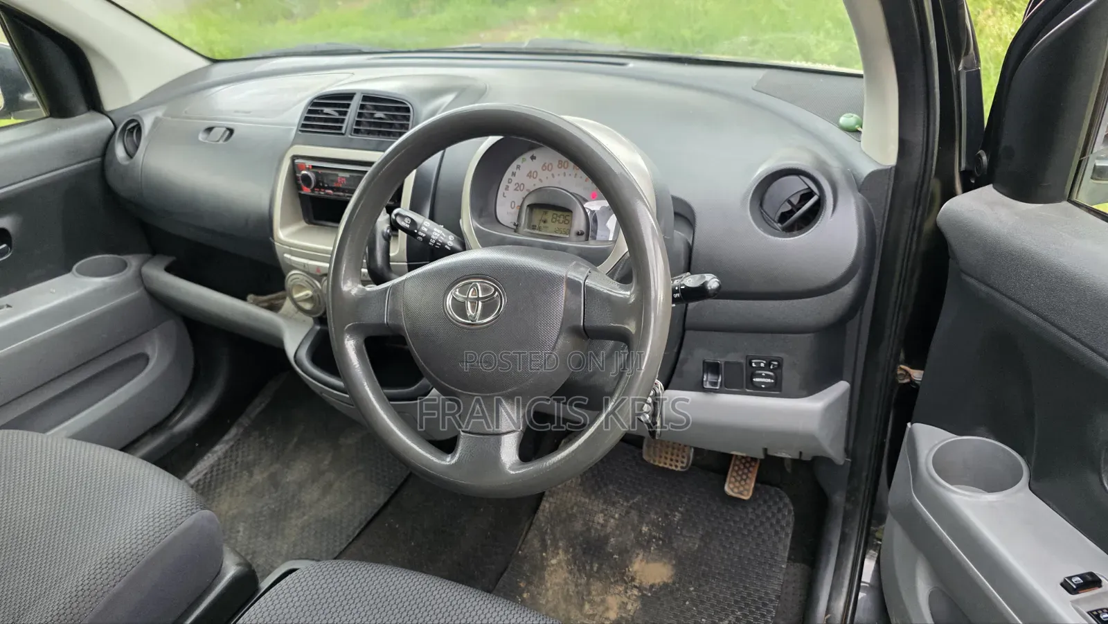 Toyota Passo 2010 Black