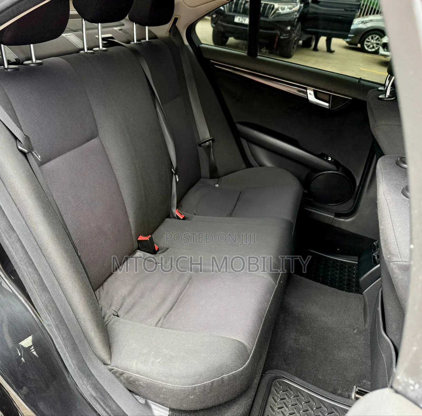 Mercedes-Benz C180 2010 Black