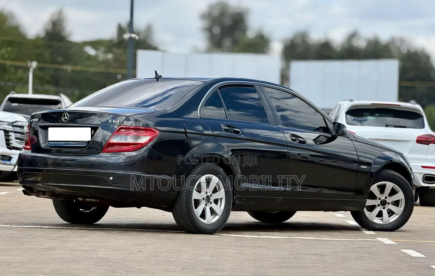 Mercedes-Benz C180 2010 Black