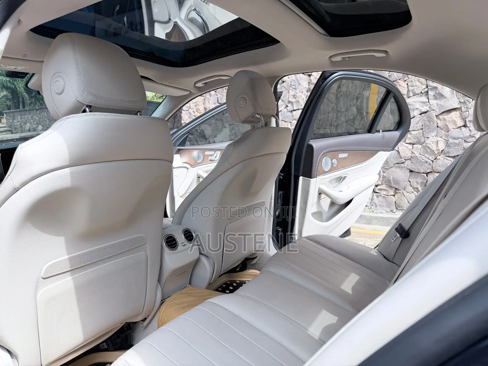 Mercedes-Benz E400 2018 Black