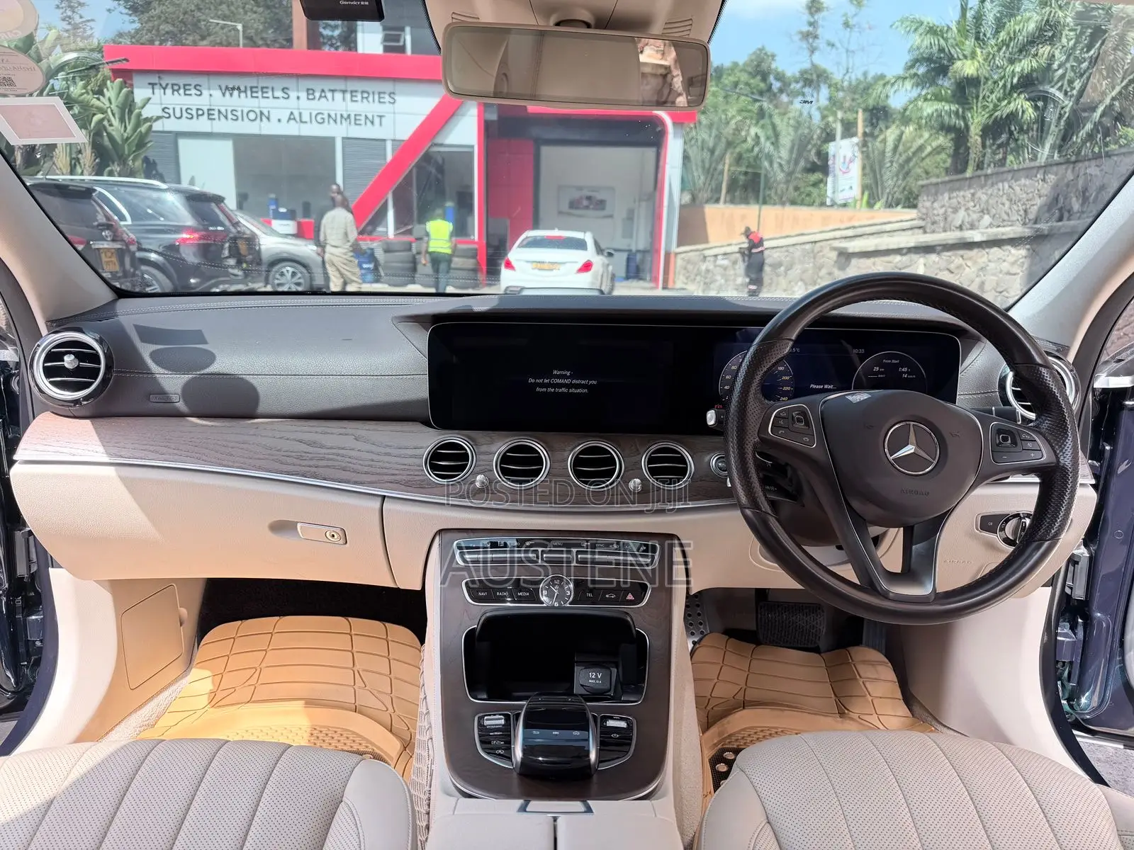 Mercedes-Benz E400 2018 Black