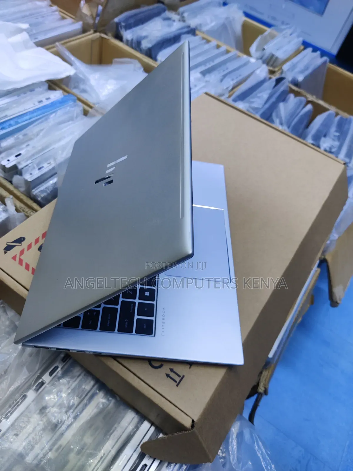 Laptop HP EliteBook 840 G10 16GB Intel Core i7 SSD 512GB