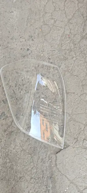 Tail Lens Ractis 2010