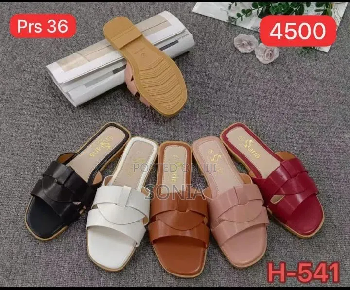Ladies Flat Shoes