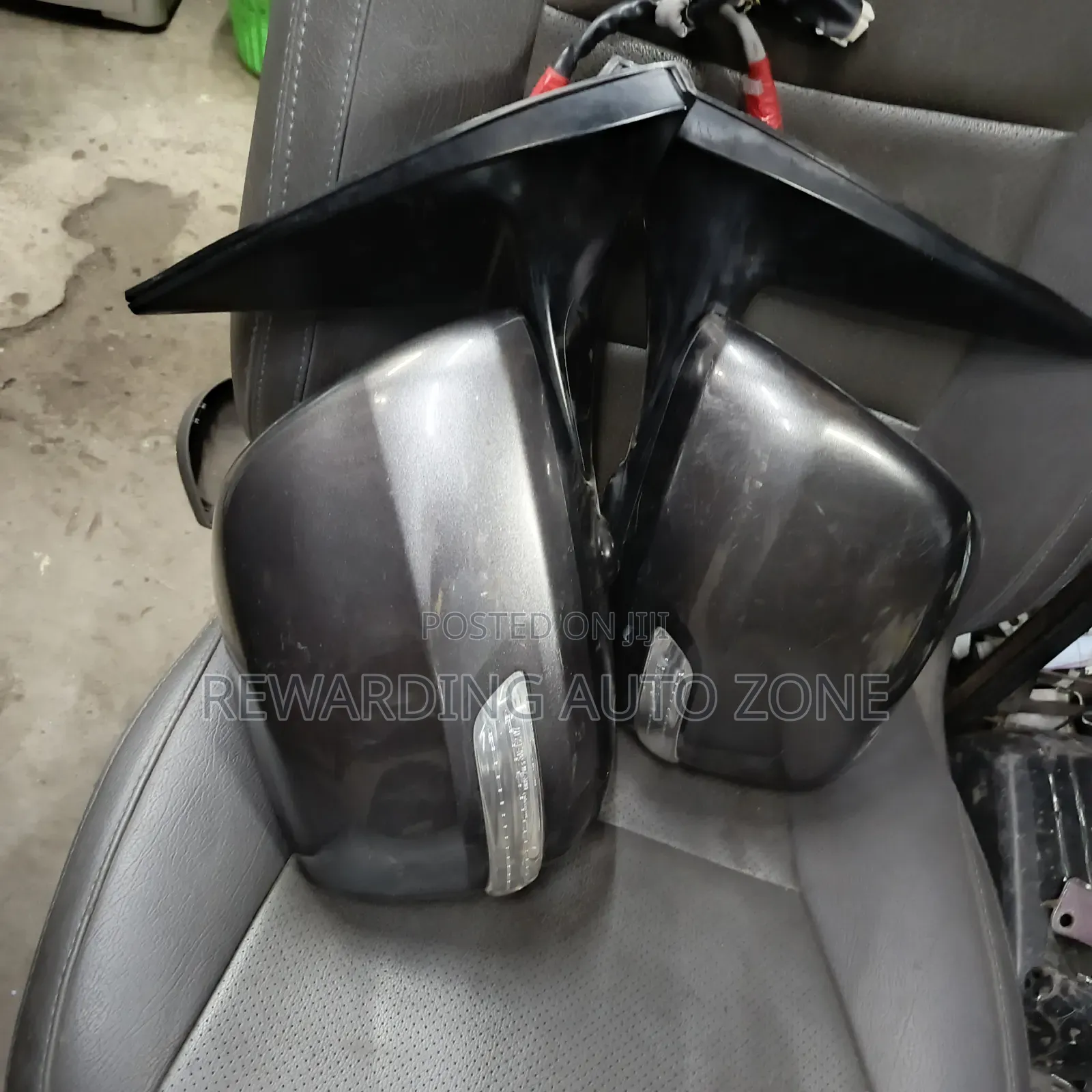 Prado 165 Side Mirror With Cameras