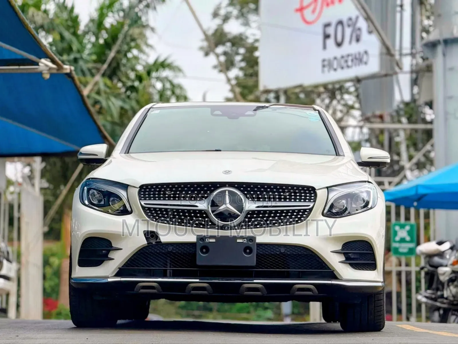 Mercedes-Benz GLC-Class 2019 White