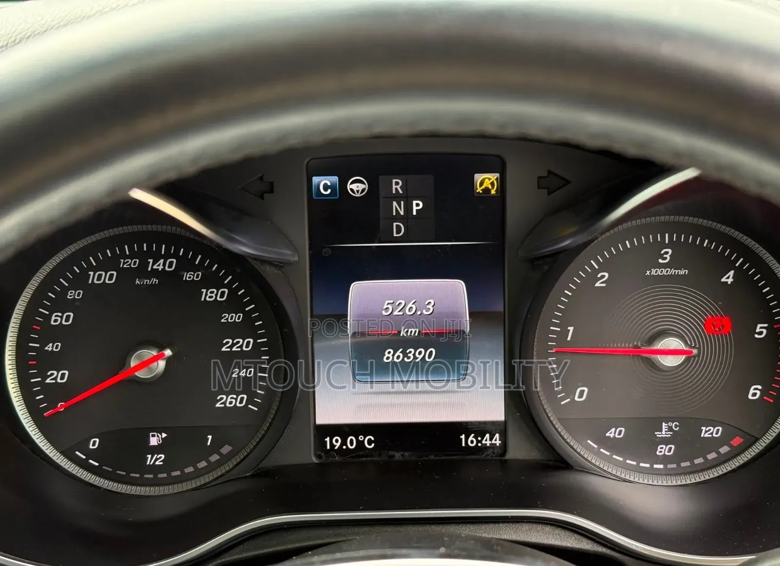 Mercedes-Benz GLC-Class 2019 White