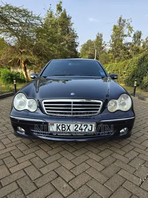 Mercedes-Benz C230 2006 Blue