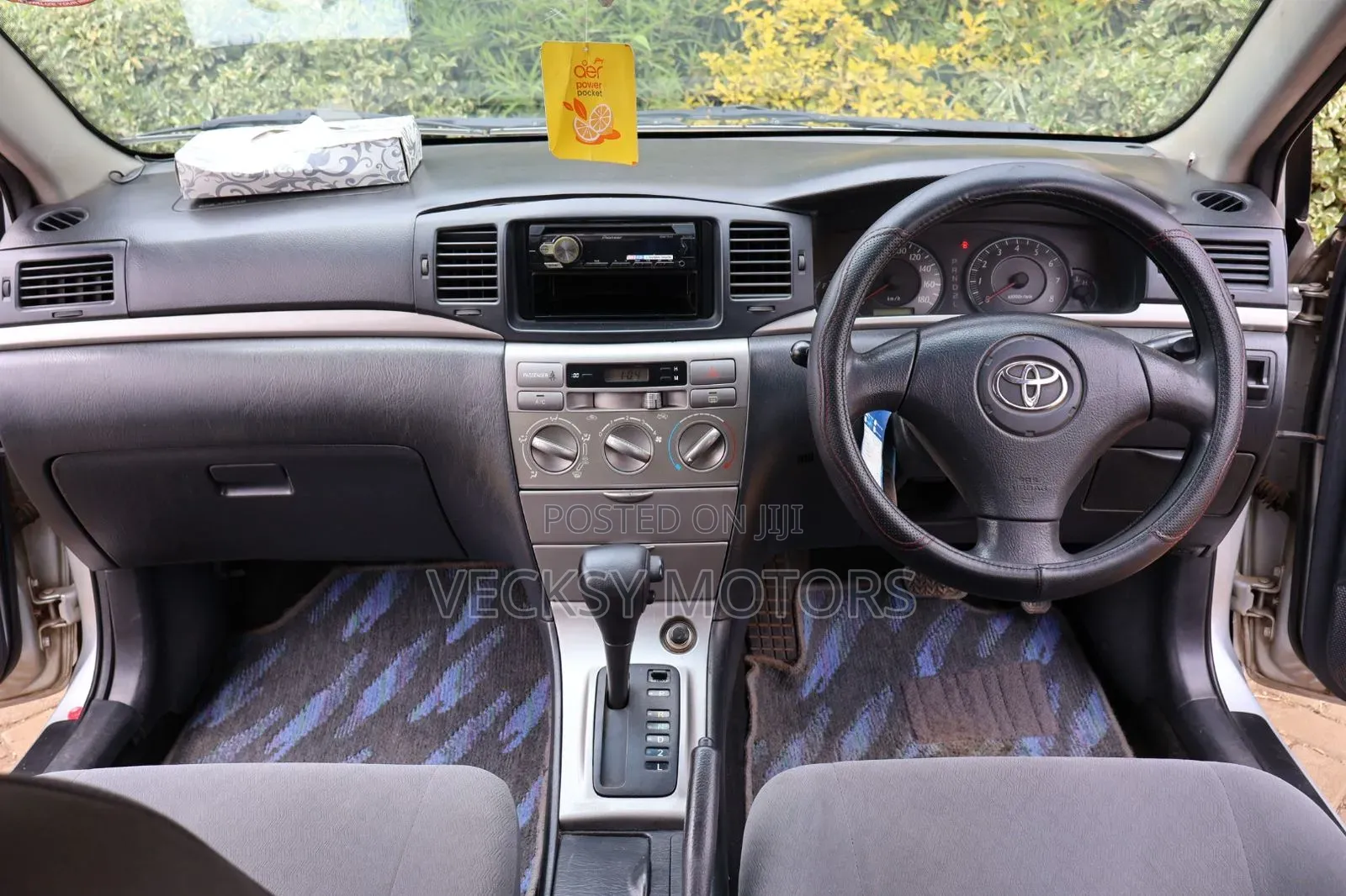 Toyota Corolla RunX 2006 Silver