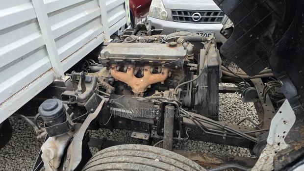 Isuzu Lorry NPR - thumbnail 5
