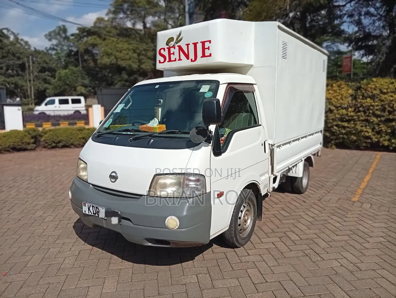 Nissan Vannete