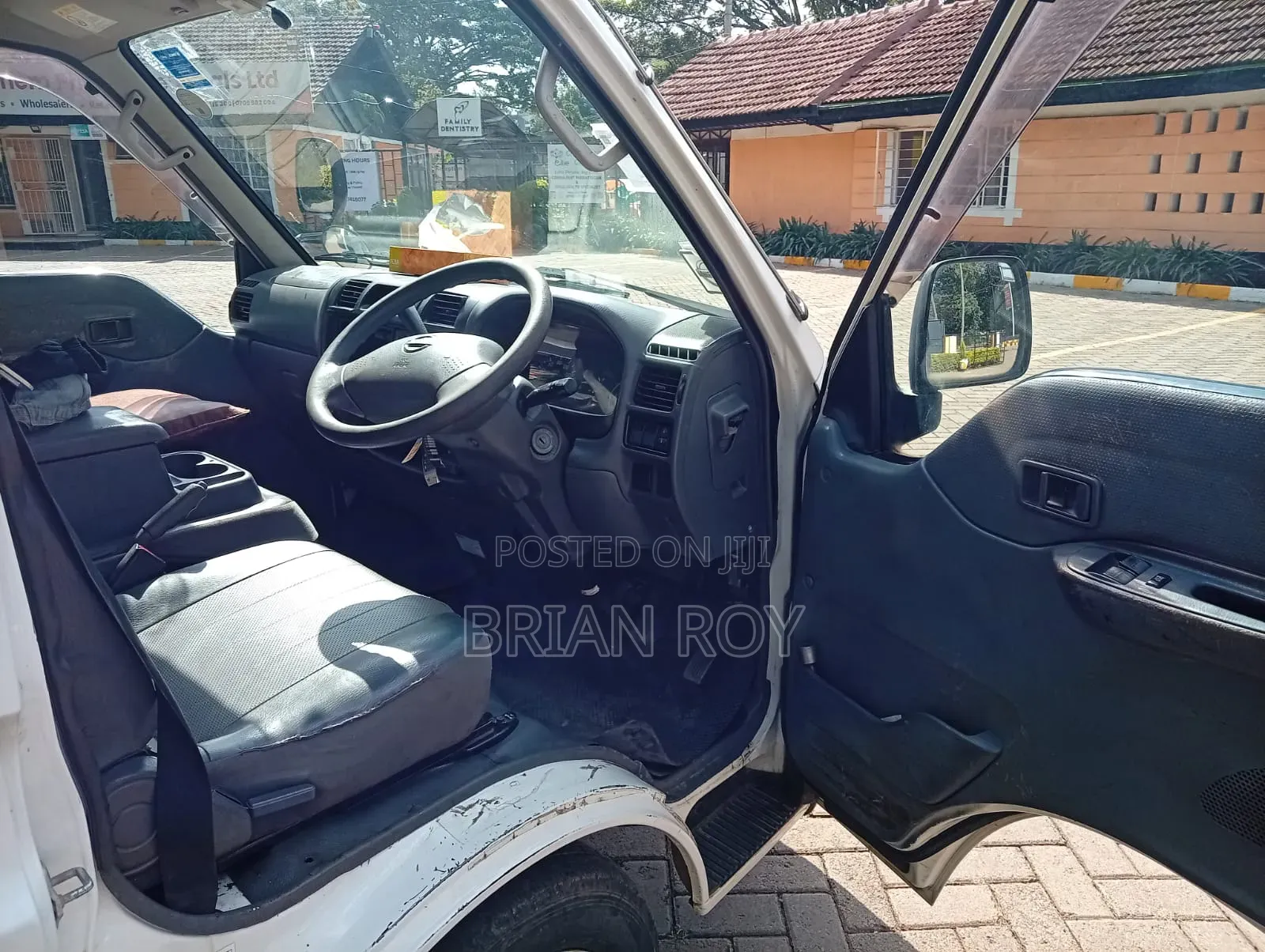 Nissan Vannete