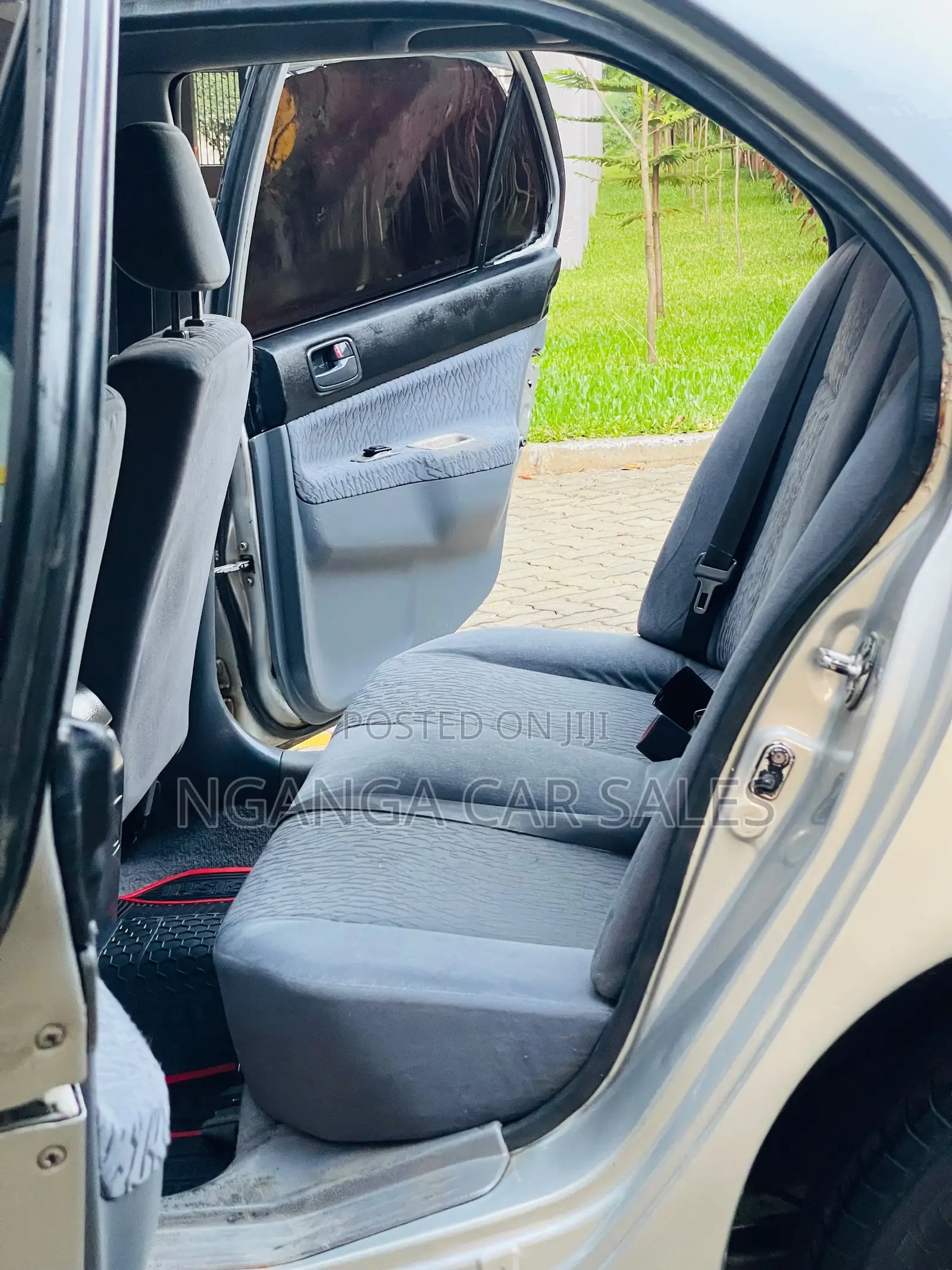 Mercedes-Benz C200 2007 White