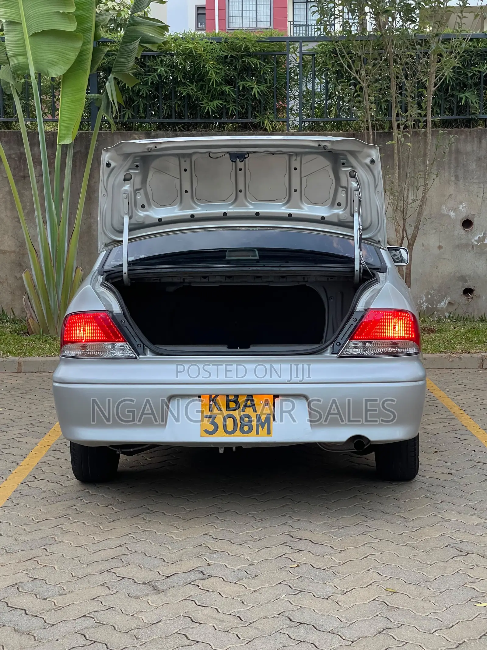 Mercedes-Benz C200 2007 White