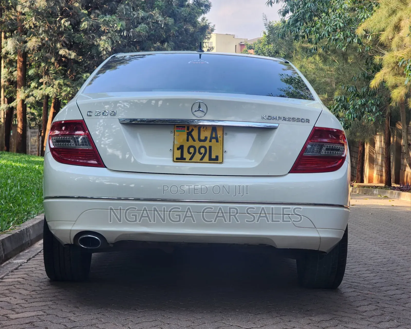 Mercedes-Benz C200 2007 White