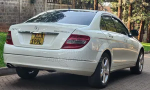 Mercedes-Benz C200 2007 White