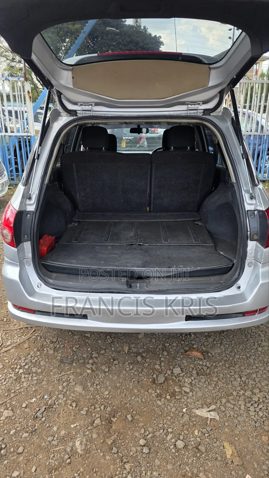 Nissan Wingroad 2010 Silver