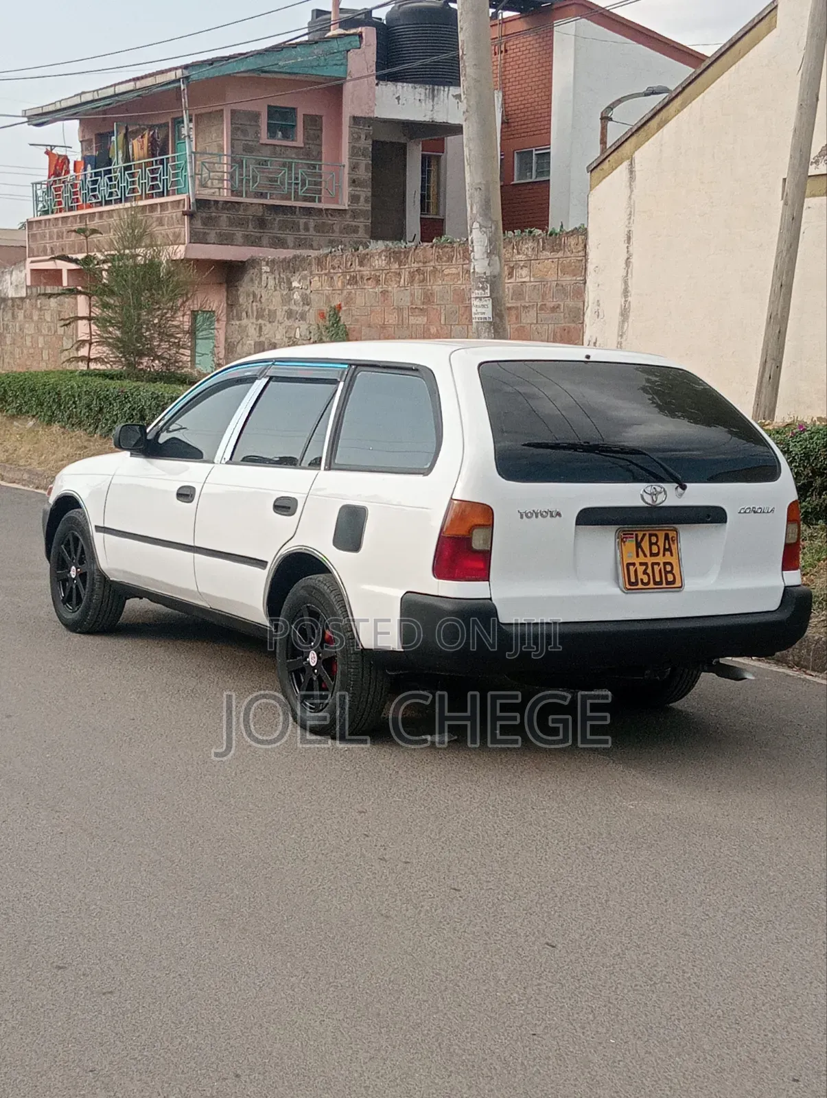 Toyota Corolla 2001 White