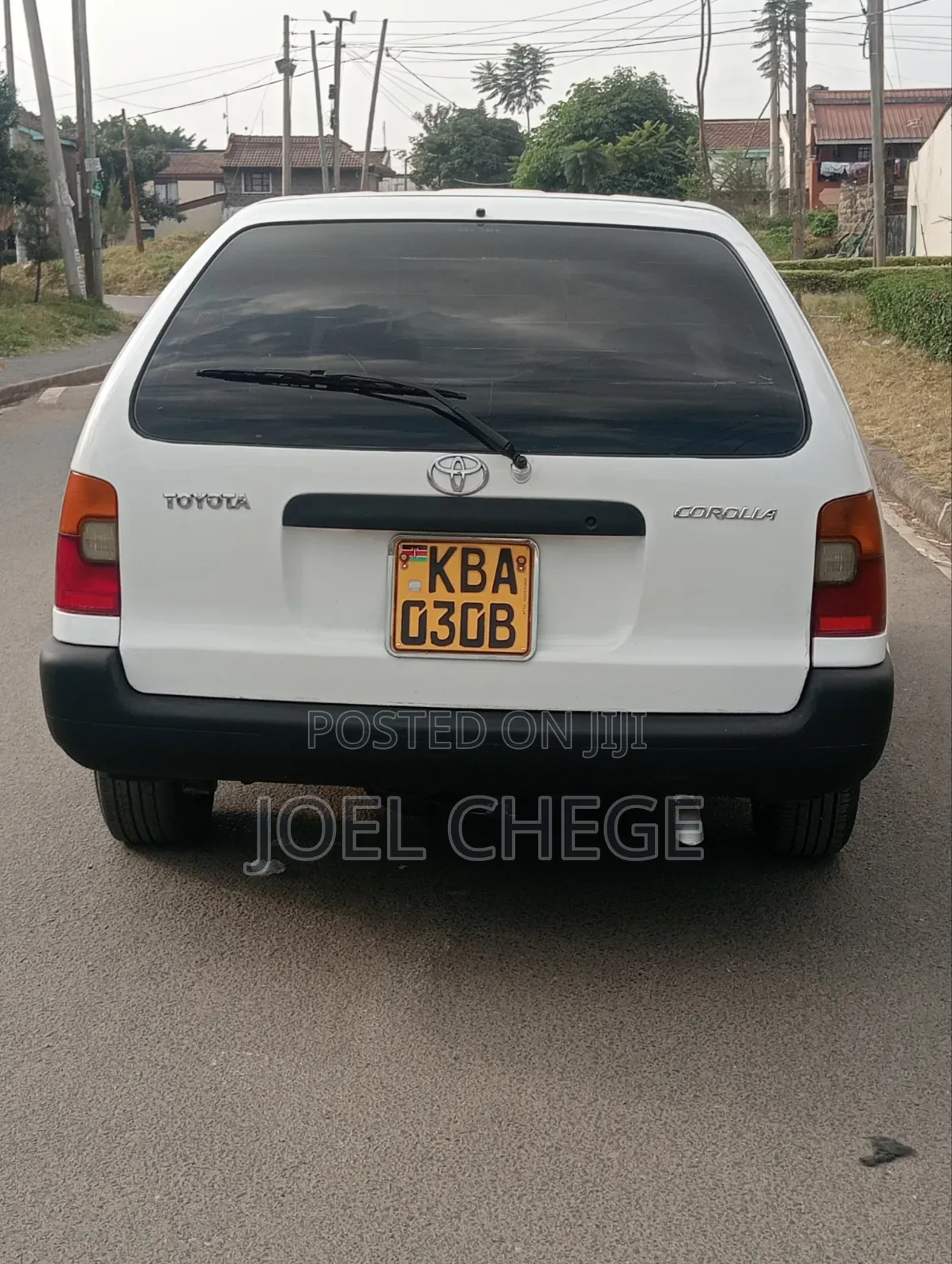 Toyota Corolla 2001 White