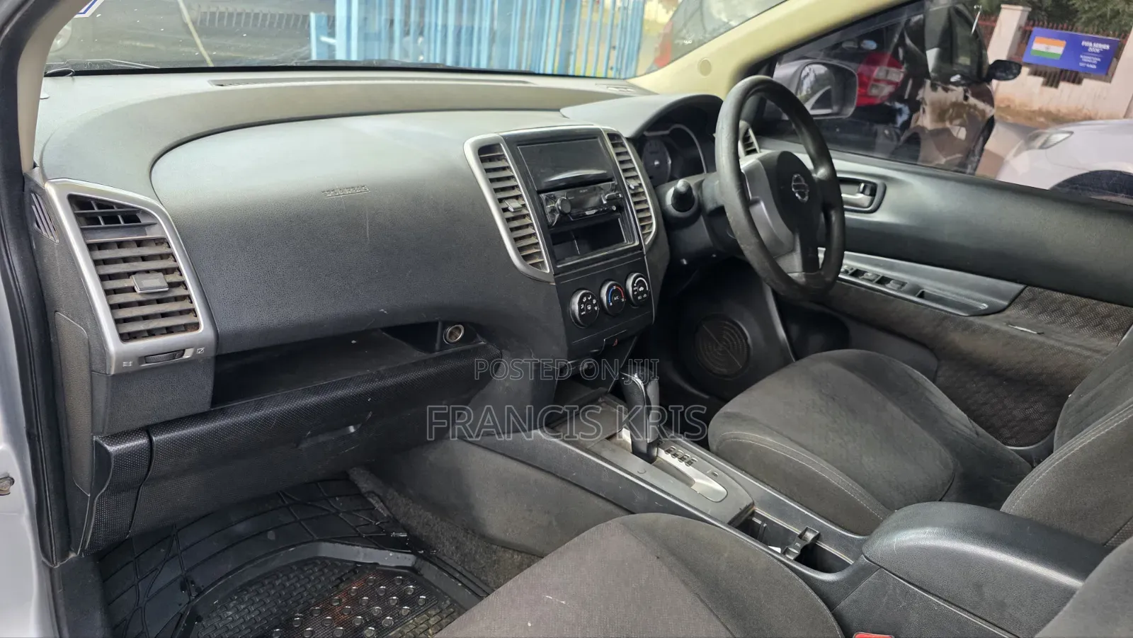 Nissan Wingroad 2010 Silver