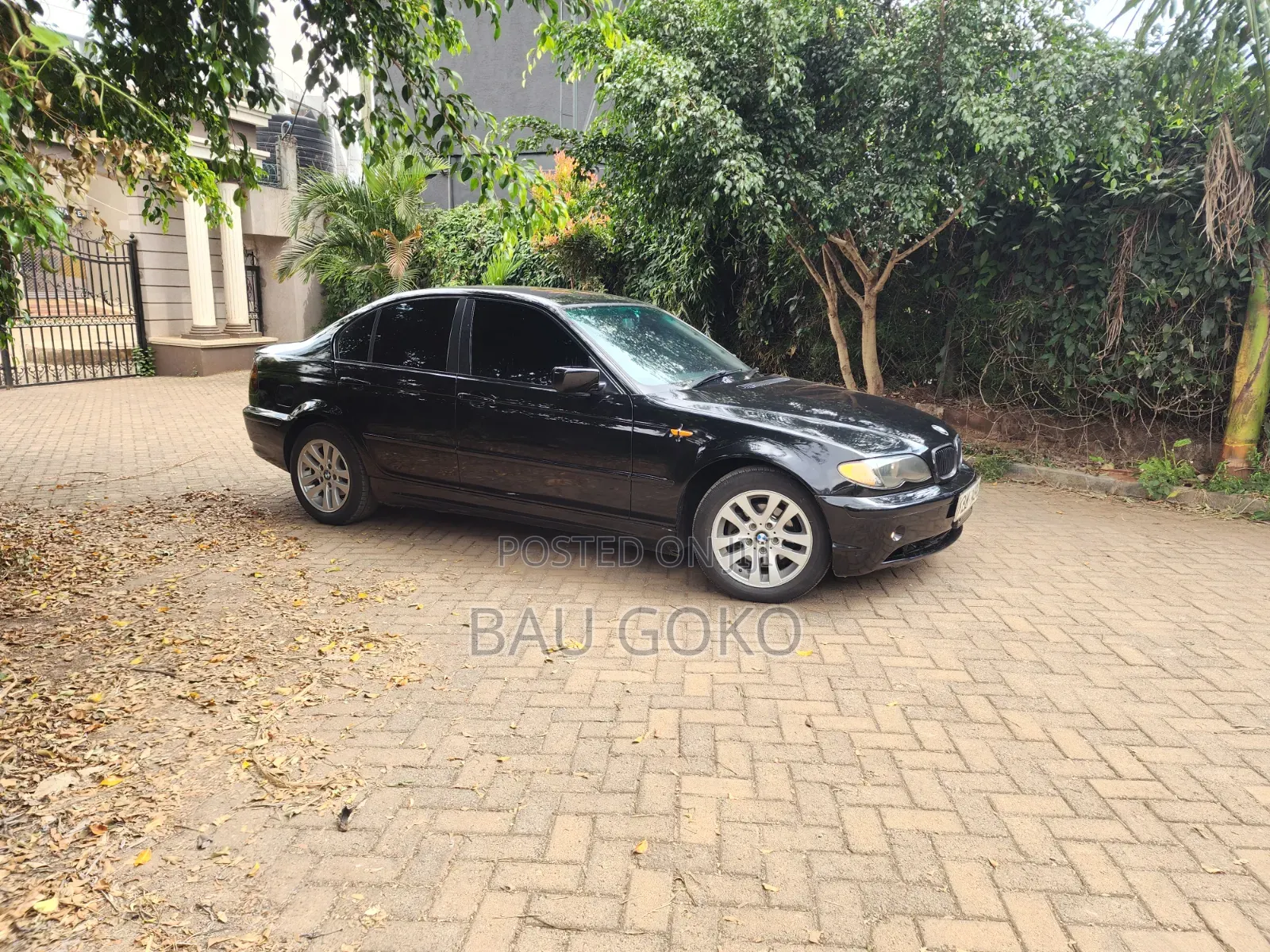 BMW 318i 2004 Black