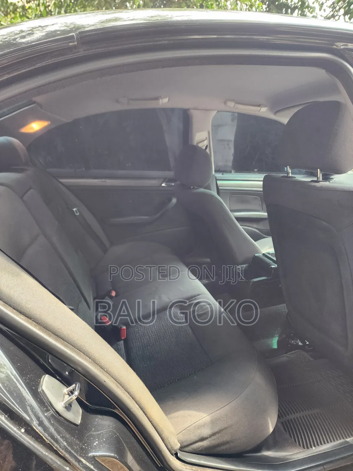 BMW 318i 2004 Black
