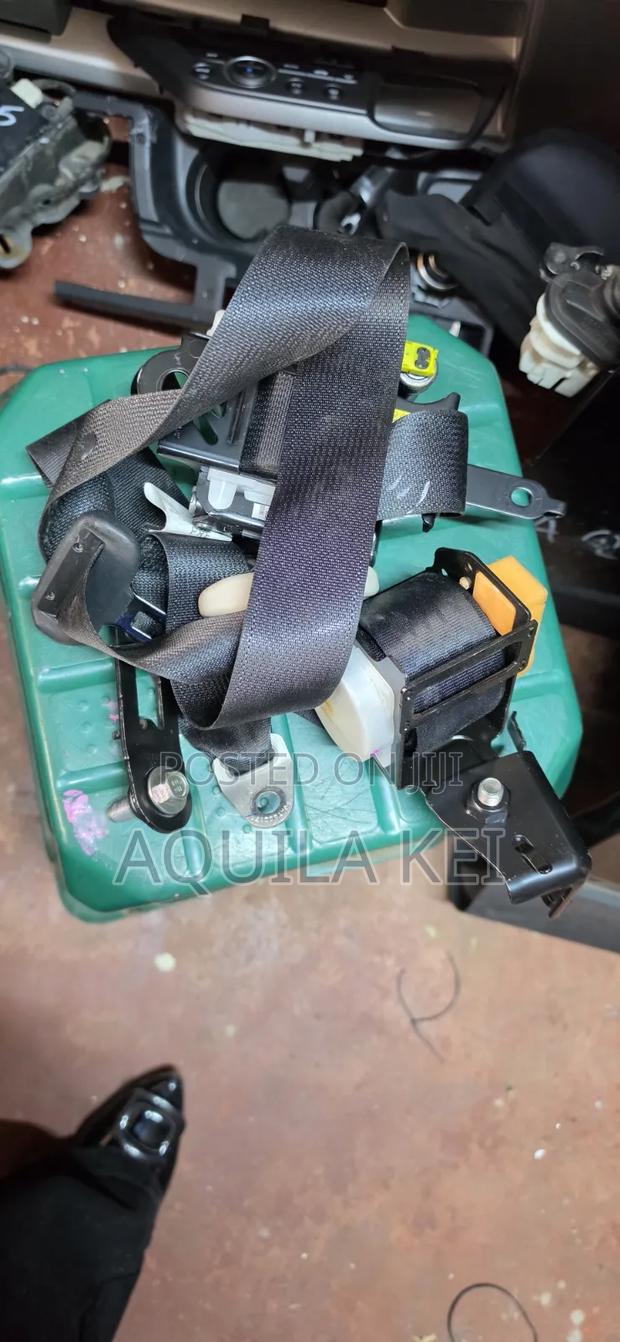 Cx5 2015 Seat Belts - main view