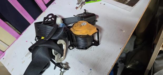Cx5 2015 Seat Belts - thumbnail 2