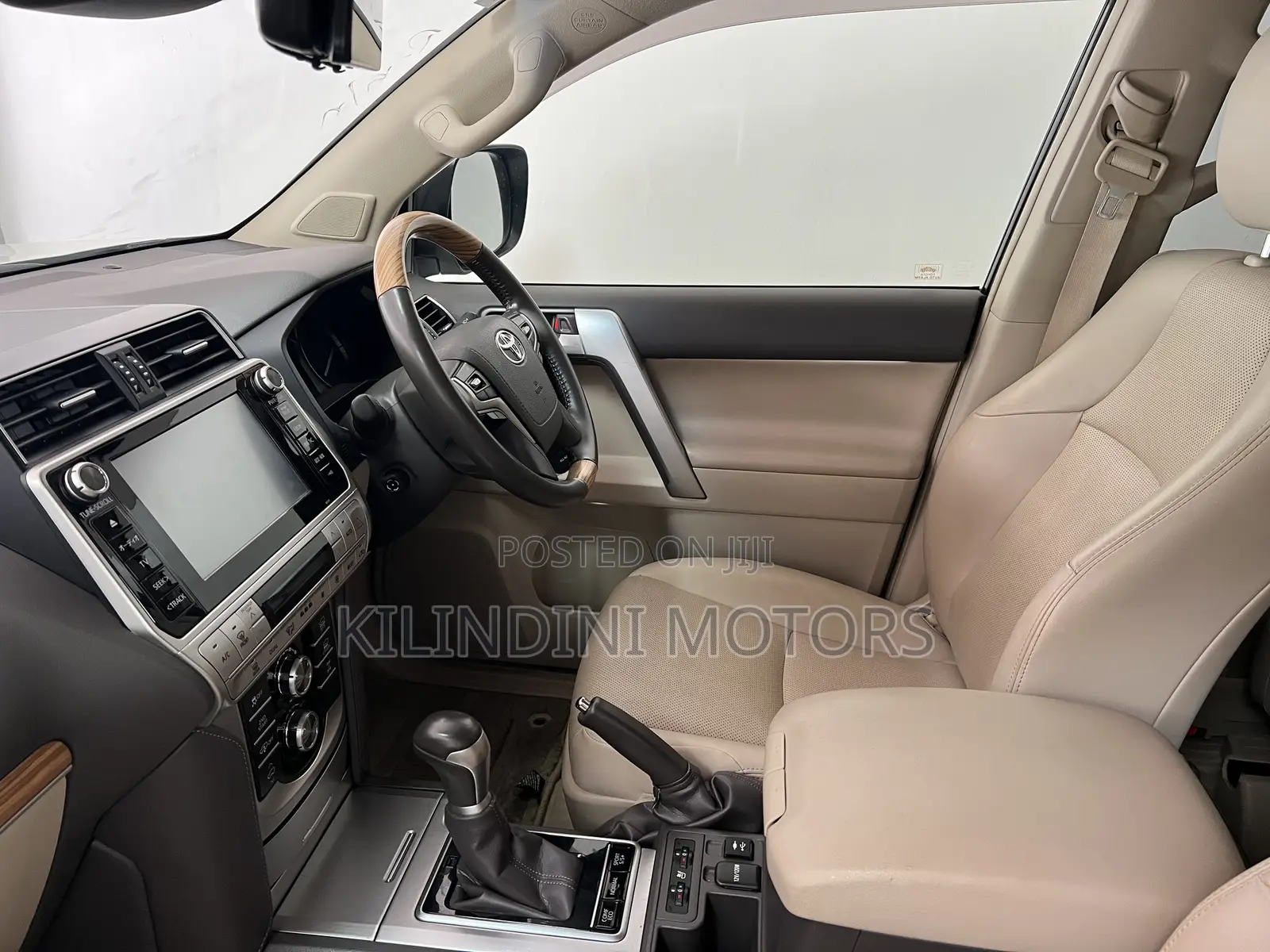 Toyota Land Cruiser Prado 2020 White