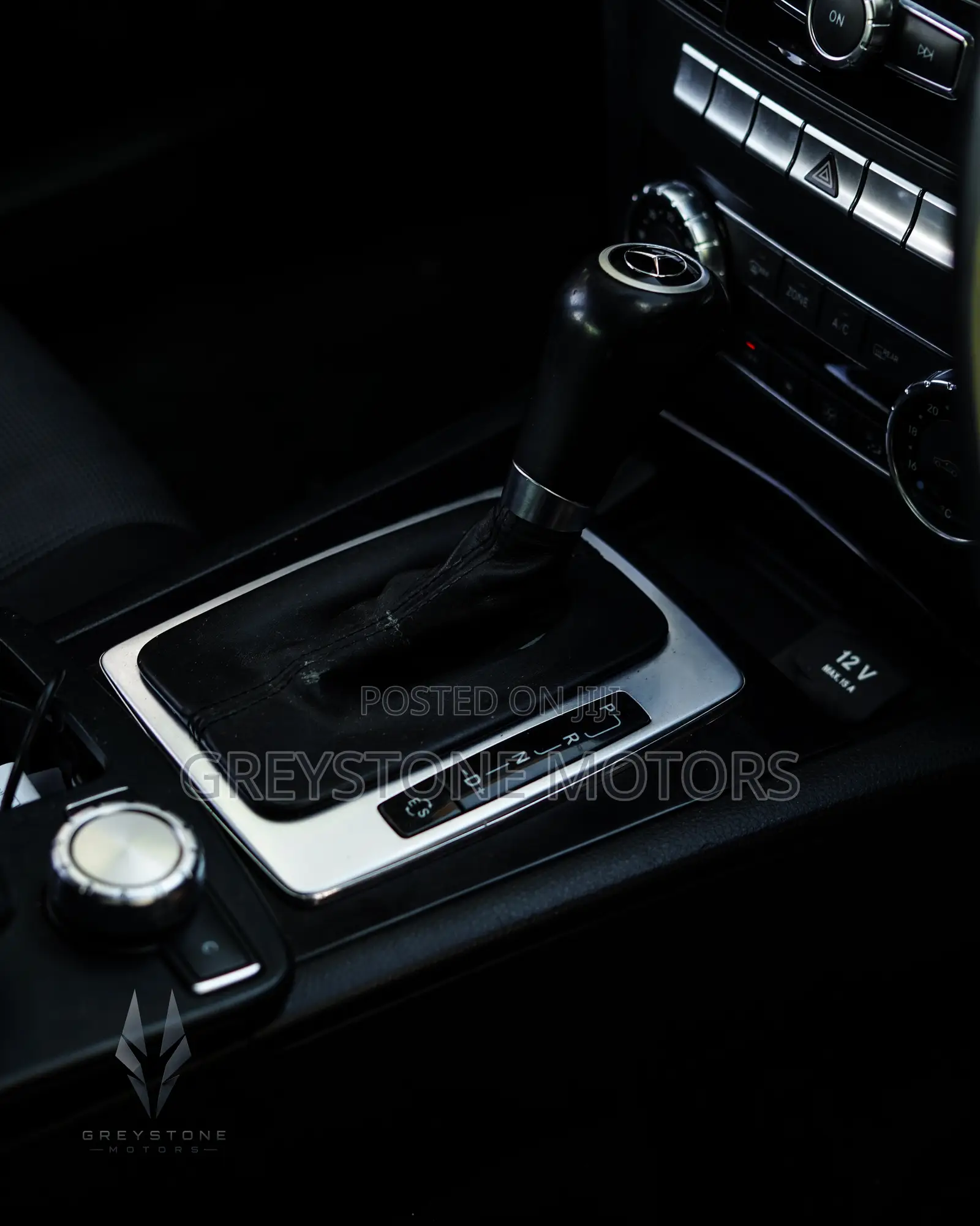 Mercedes-Benz C200 2011 White