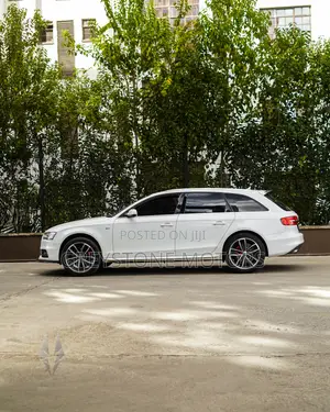 Audi A4 2.0T Premium AWD quattro 2016 White