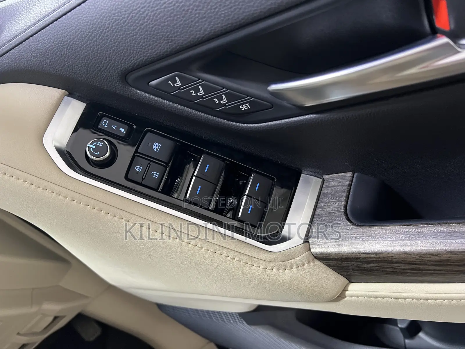 Toyota Land Cruiser 2022 Gray