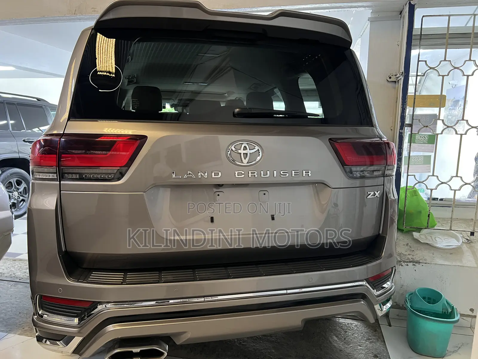 Toyota Land Cruiser 2022 Gray