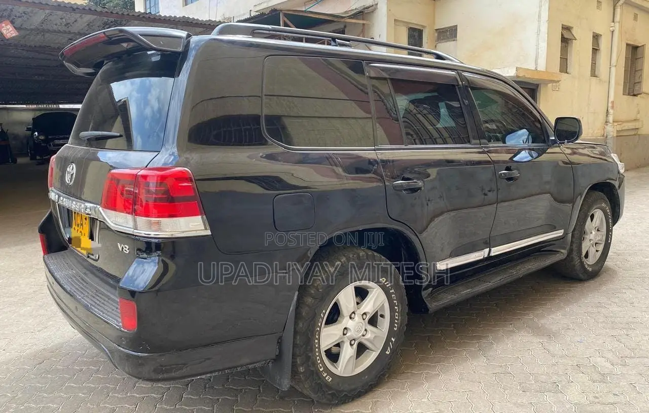 Toyota Land Cruiser 2009 Black