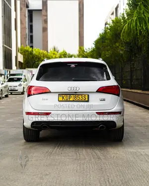Audi Q5 2.0T Premium AWD quattro 2016 White