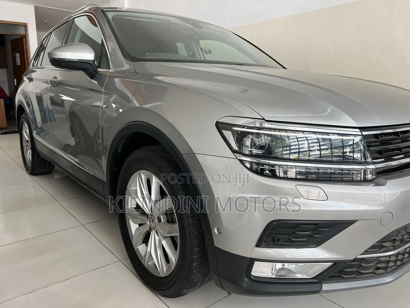 Volkswagen Tiguan 2019 Silver