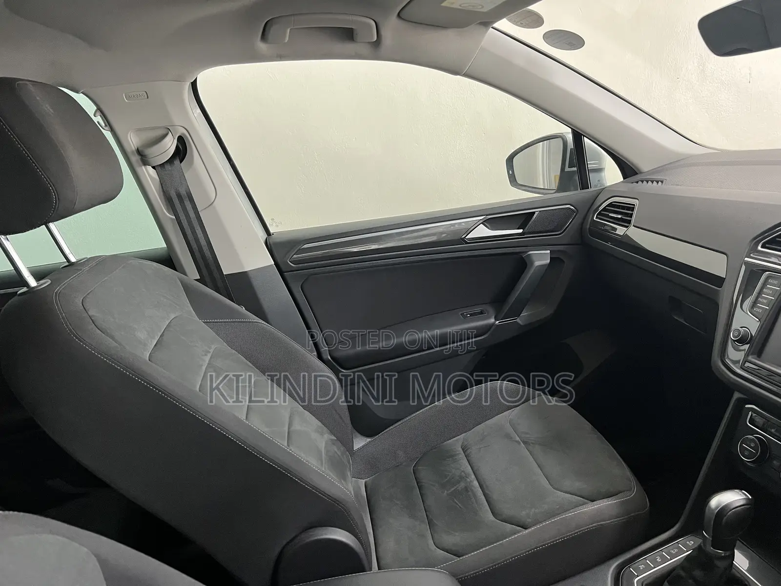 Volkswagen Tiguan 2019 Silver