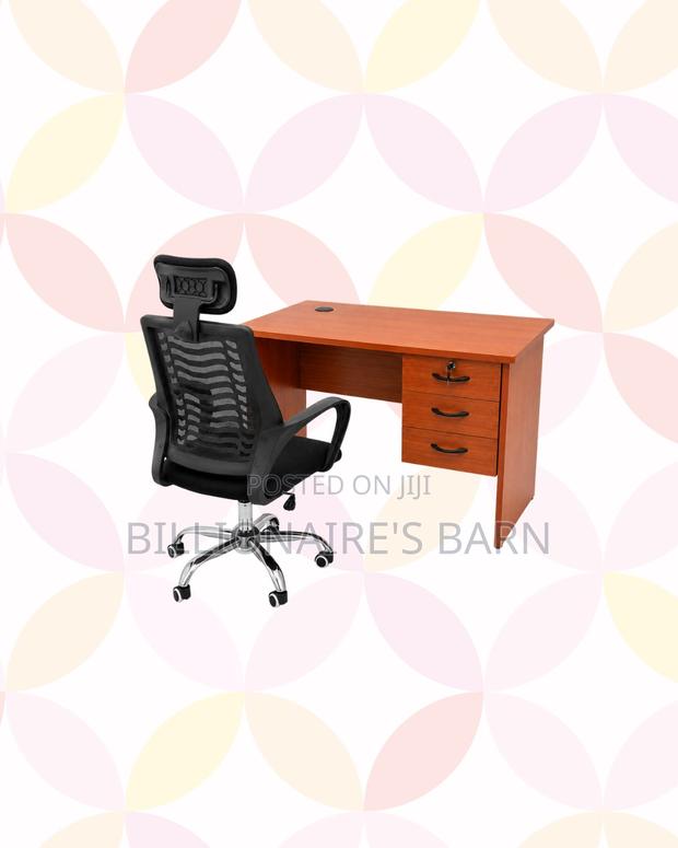 Compact 1m Desk and Headrest Mesh Chair for Clear Workspaces - thumbnail 2