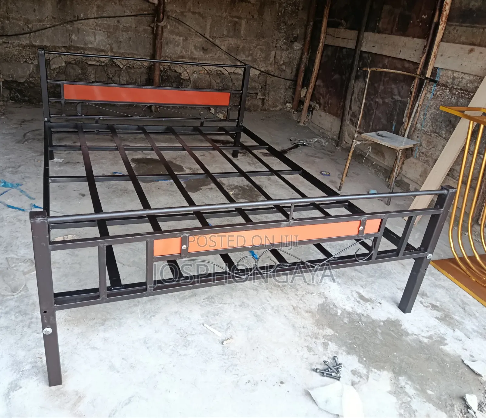 4by6 Single Bed for Sell