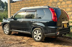 Nissan X-Trail 2010 Black