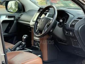 Toyota Land Cruiser Prado 2022 Beige