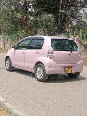 Toyota Passo 2015 Pink