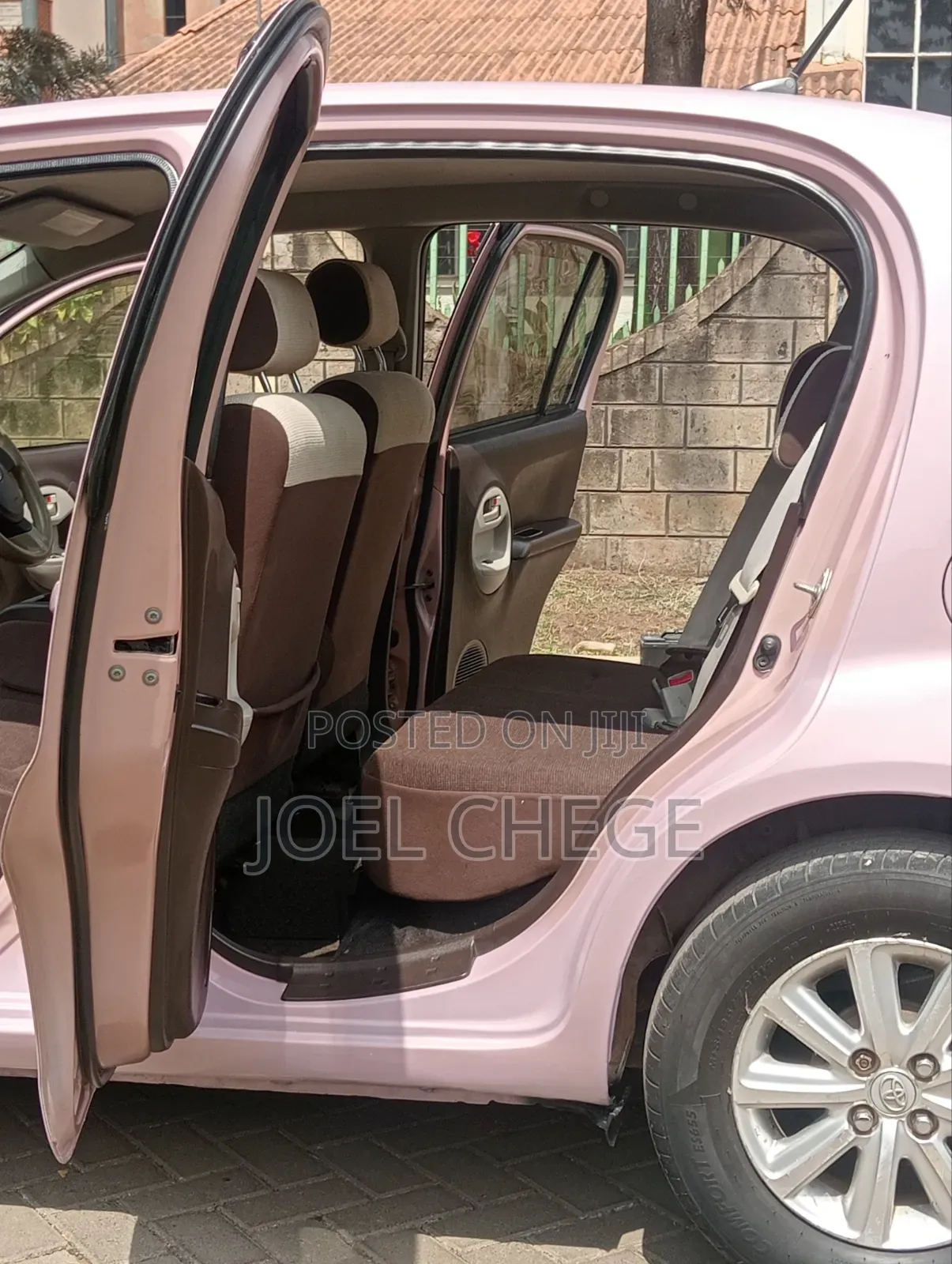 Toyota Passo 2015 Pink