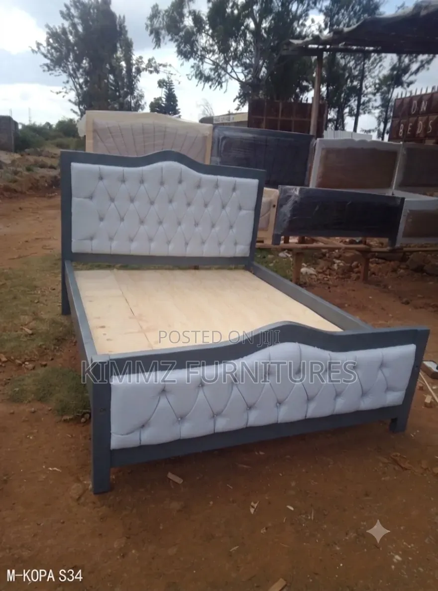 5x6 Gray Raised Mountain Mocket Bed