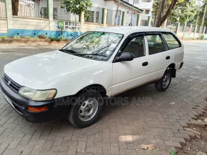 Toyota Corolla 1998 White