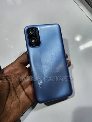 Itel A18 32 GB Blue