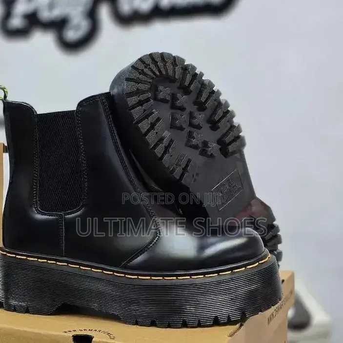 Dr Martens Chelsea Boots